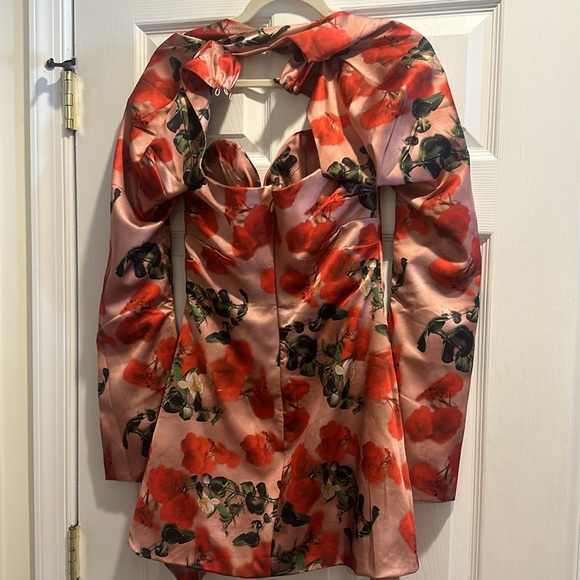 House of Cb Toira Dress size medium - Picture 8 of 9